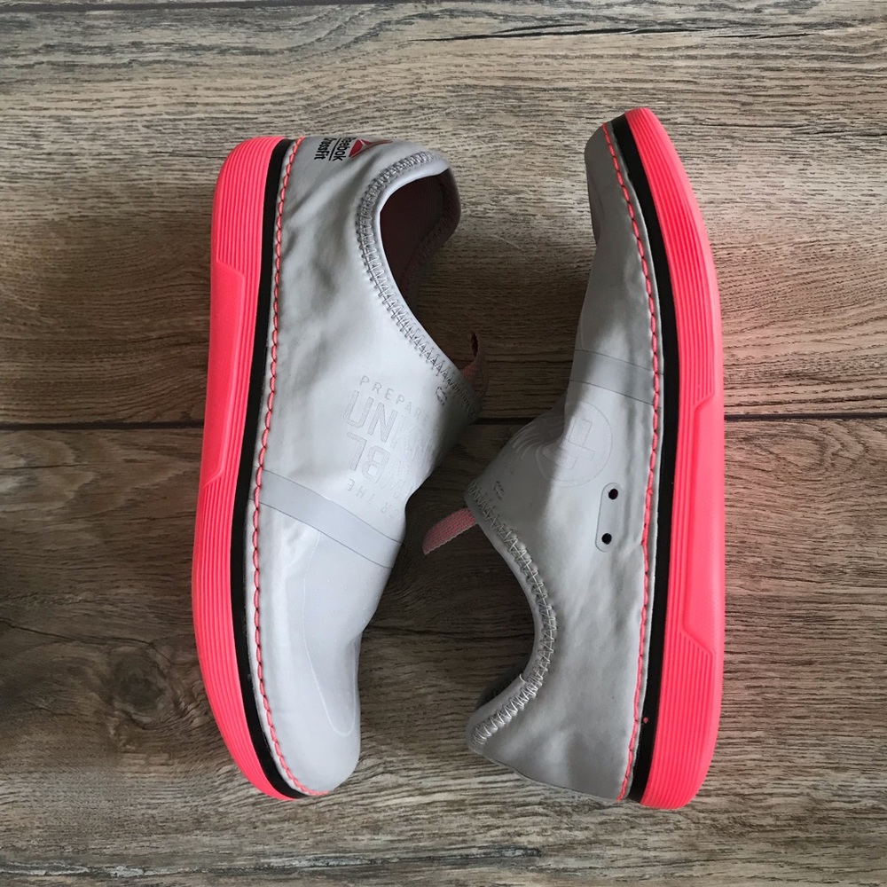 NWOT Reebok Nanossage Shoes